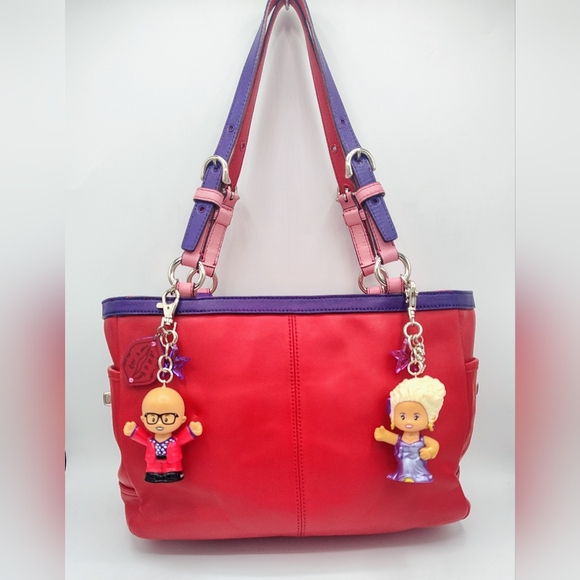 Coach East West Gallery Pleated Leather shoulder bag w/ Lips & Ru Paul charms - Picture 9 of 17